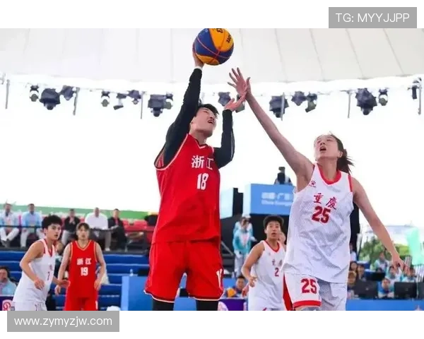 重庆篮球队在挑战赛中的力量表现与战术分析全面点评